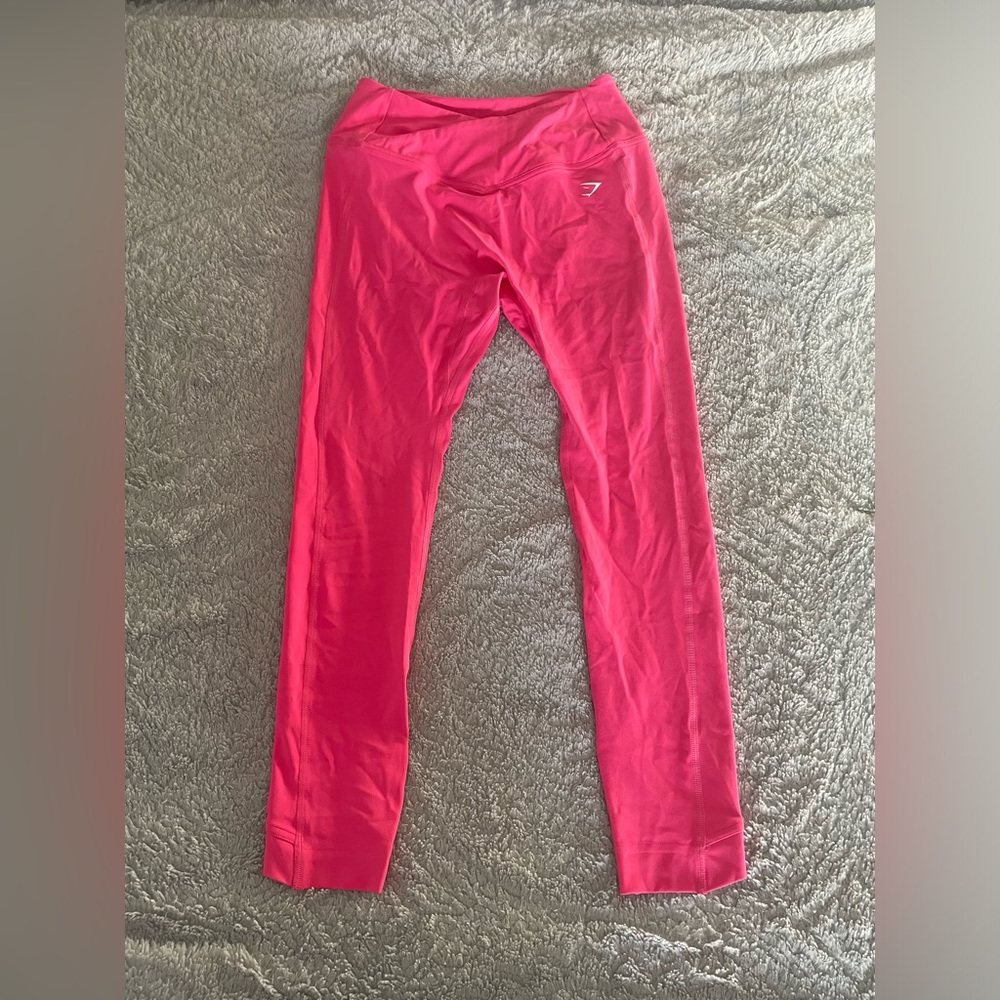 Gym shark pink leggings